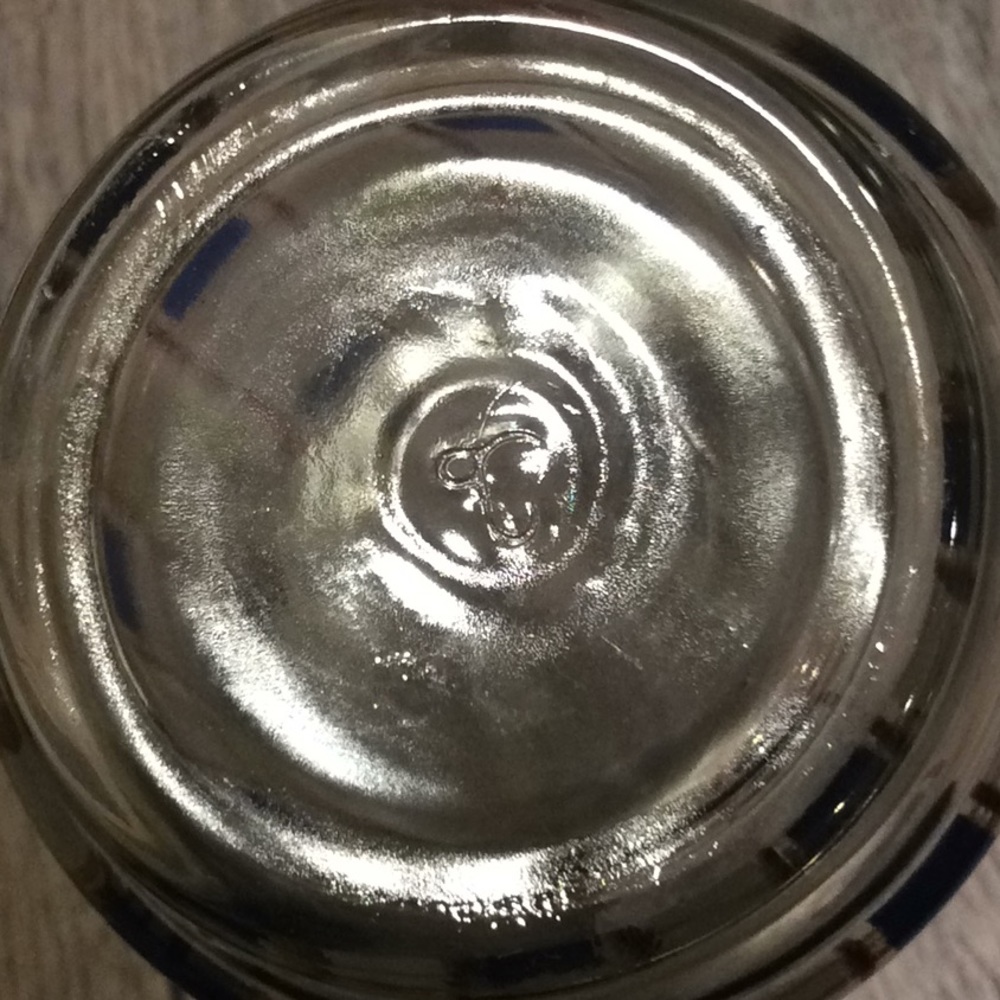 Vintage Glass pitcher - Picture 5 of 6